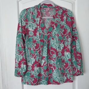 Lilly Pulitzer Mandy V neck Scorpion cocktail tropical drink shirt M